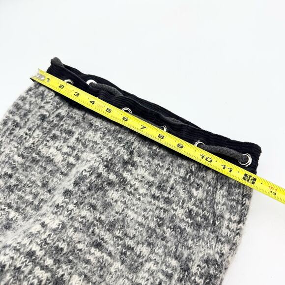 Y2K Artsy Boho Hippie Knit Wool Drawstring Backpack Bag Grey/Black - Medium - Picture 11 of 13